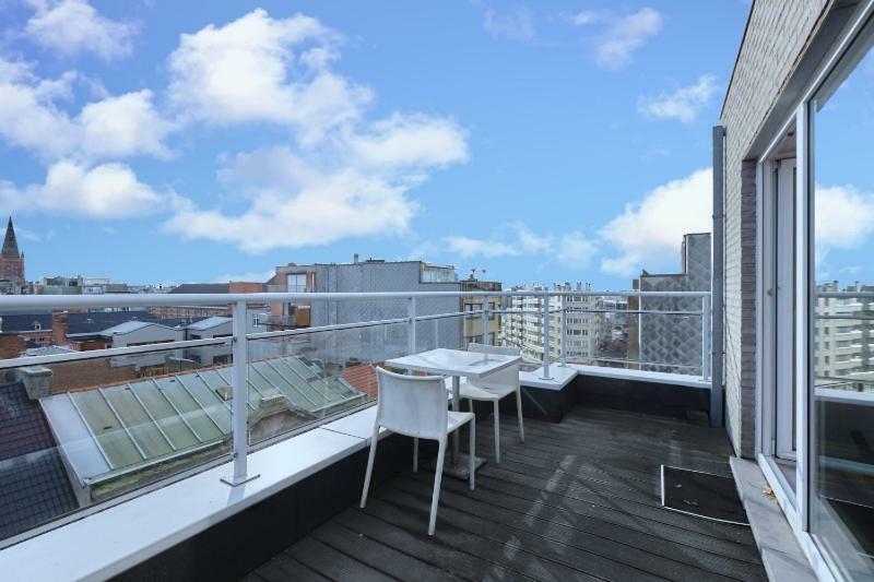 Penthouse Bij Leopoldpark Apartment Ostend Exterior photo